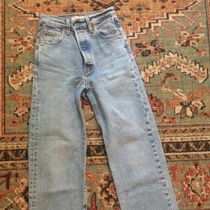 Levi’s Ribcage Jeans 23
